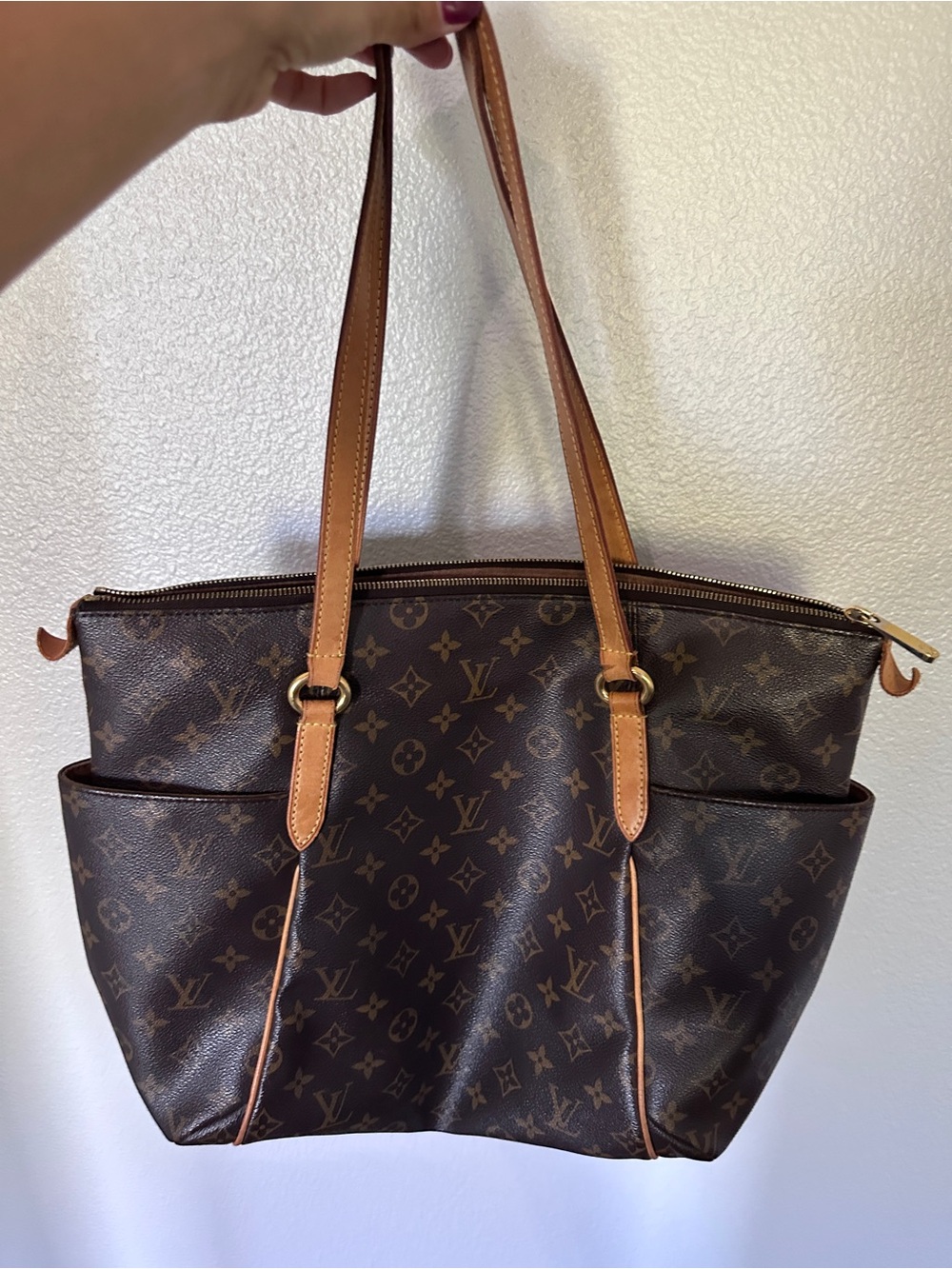 Louis Vuitton Totally MM Monogram Canvas Shoulder Tote Authentic